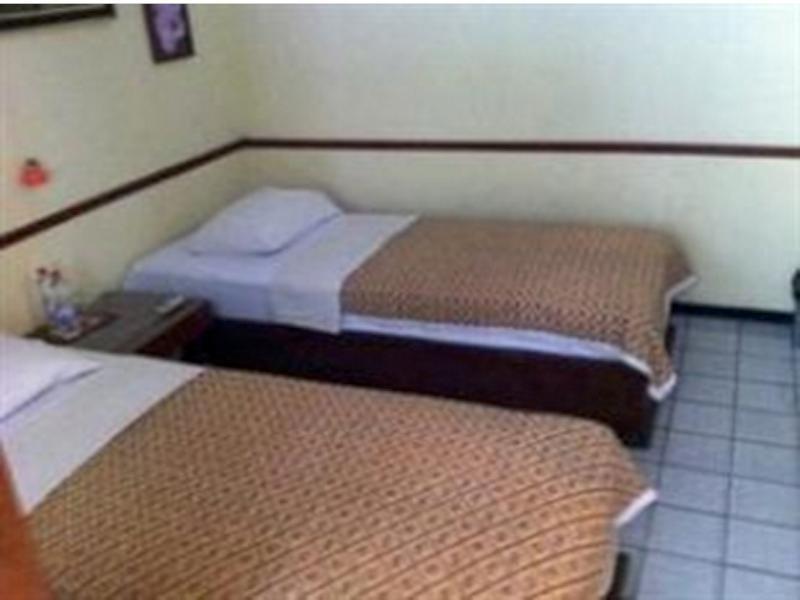 יוגיאקרטה Delta Homestay מראה חיצוני תמונה