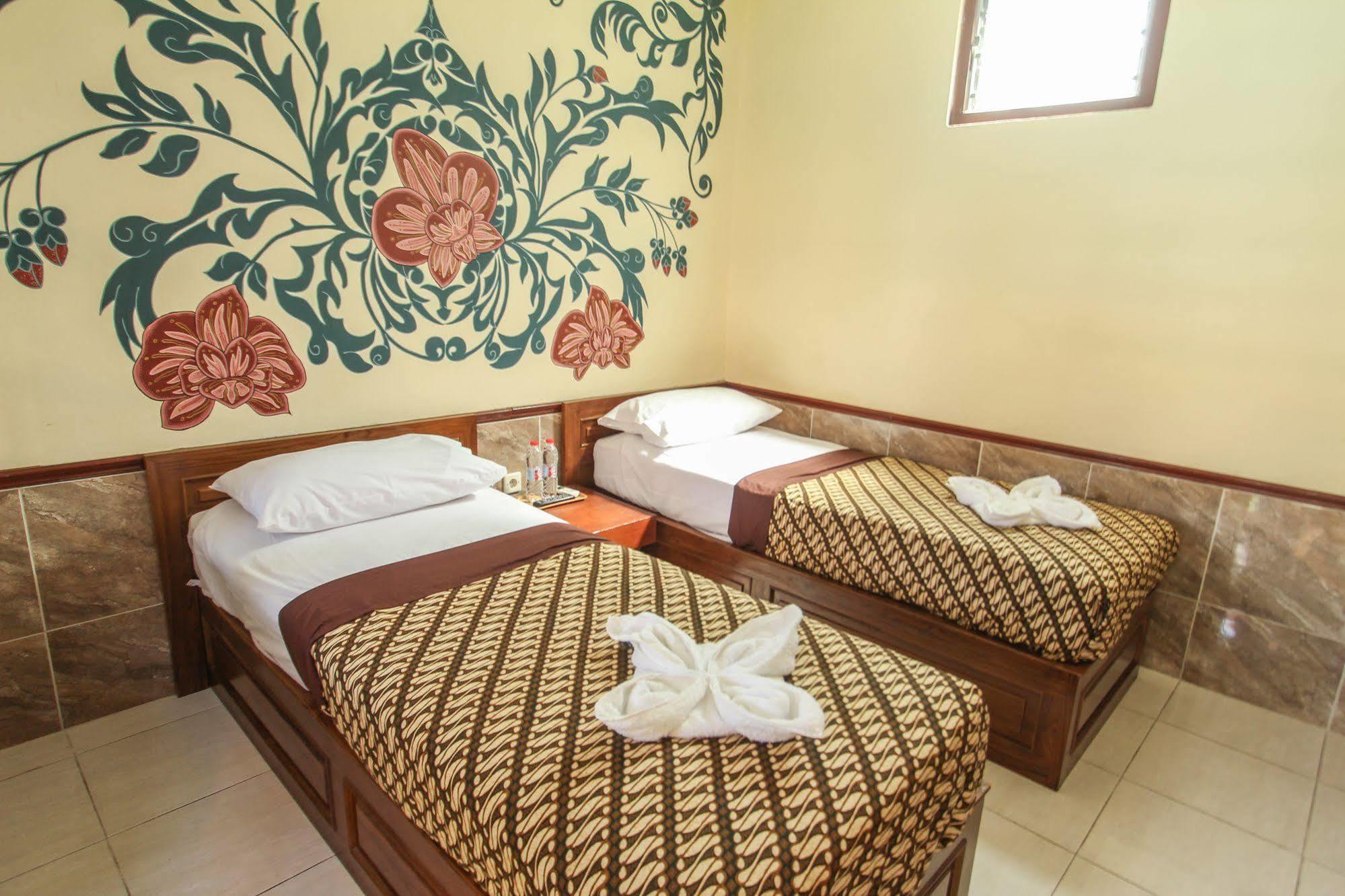 יוגיאקרטה Delta Homestay מראה חיצוני תמונה